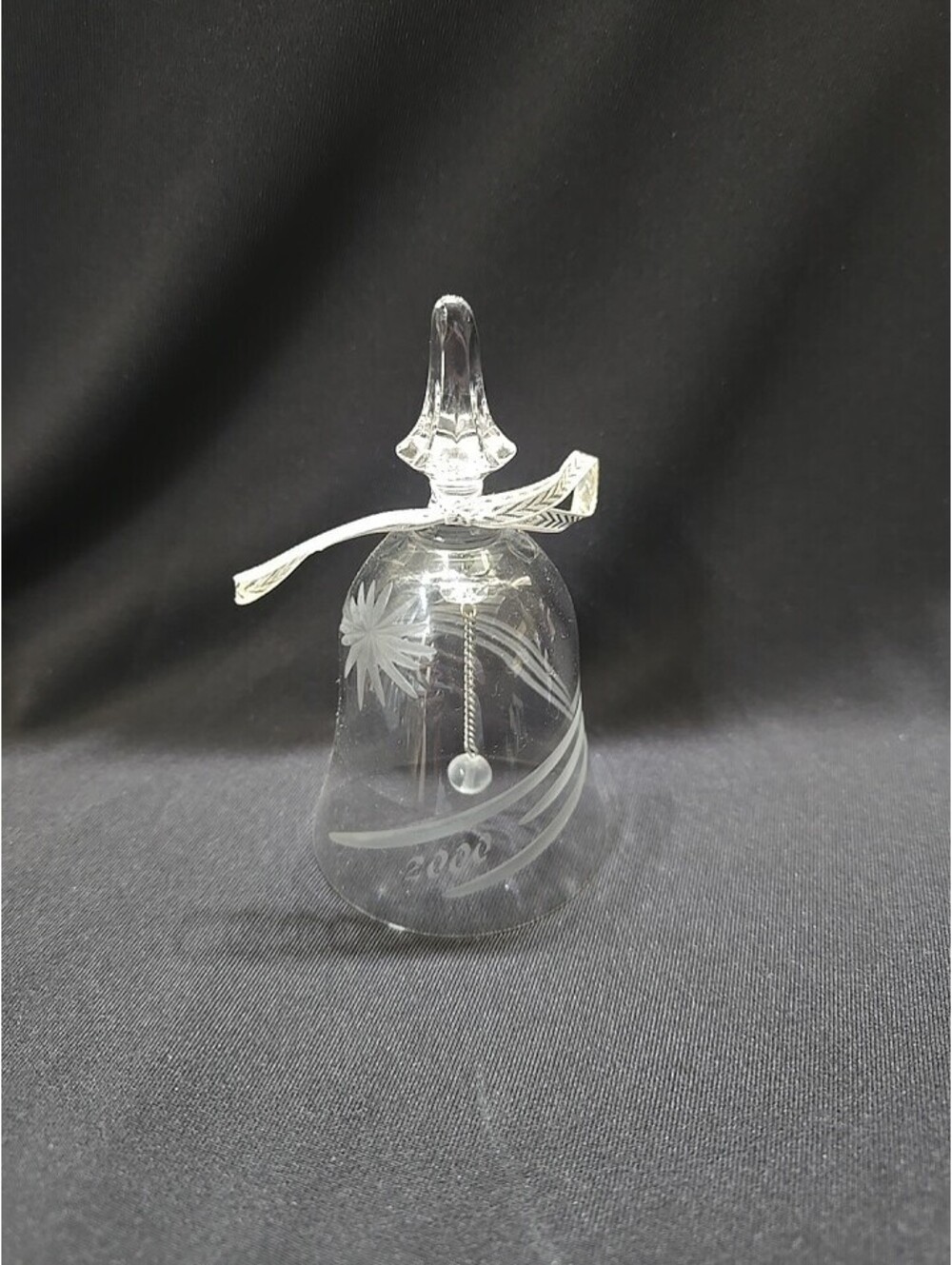 Marquis By Waterford Crystal Bell Ornament 2000 Snowflake etching Millennium